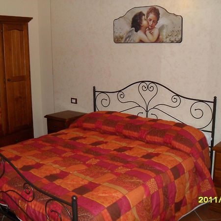 Agriturismo La Targa Buonfornello Bagian luar foto