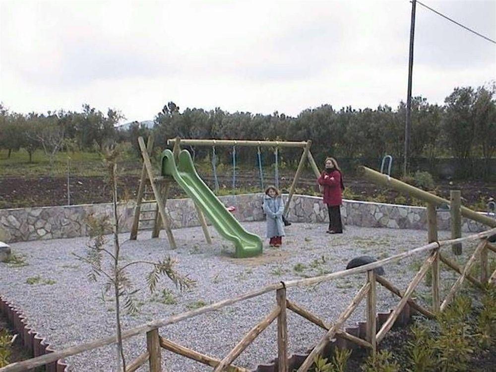 Agriturismo La Targa Buonfornello Bagian luar foto