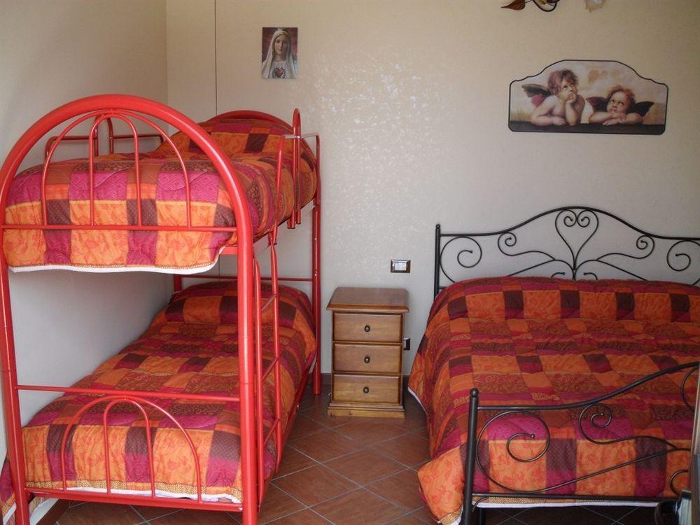Agriturismo La Targa Buonfornello Bagian luar foto